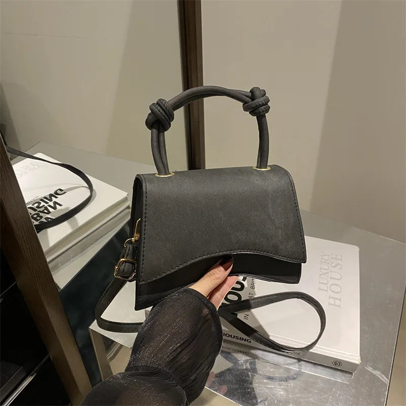 Vellorabags™ Women's Shoulder Bag Pure Color Trendy Crossbody Bag Simple Casual Diagonal Bag Small Square Bags for Autumn bolsos
